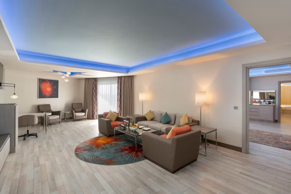 Deluxe Suite