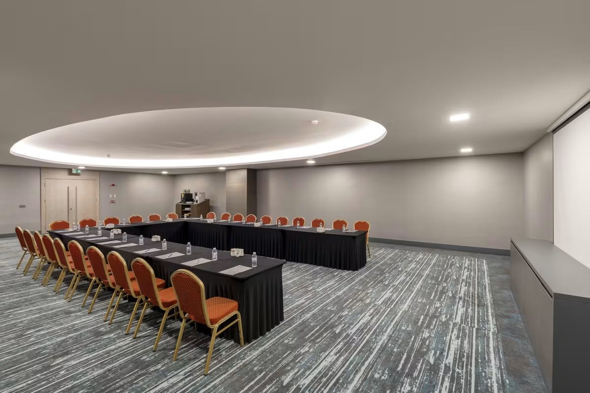 Meeting room - image 7