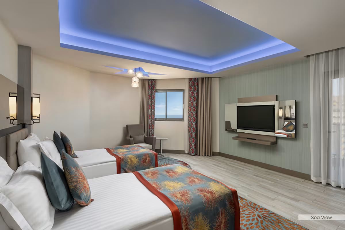 Rooms & Suites