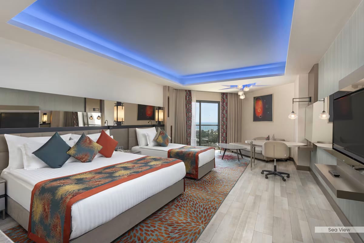 Rooms & Suites